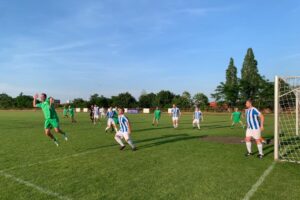 cafc-bojuje-o-zachranu29