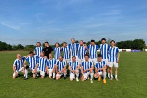 cafc-bojuje-o-zachranu9